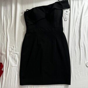 AQUA Black One Shoulder Mini Dress Size 6